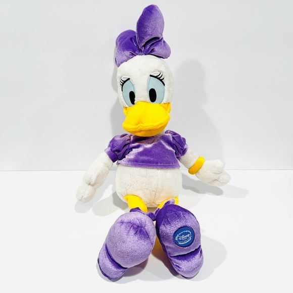 Disney Store Exclusive Daisy Duck Purple Outfit Plush - Picture 1 of 8